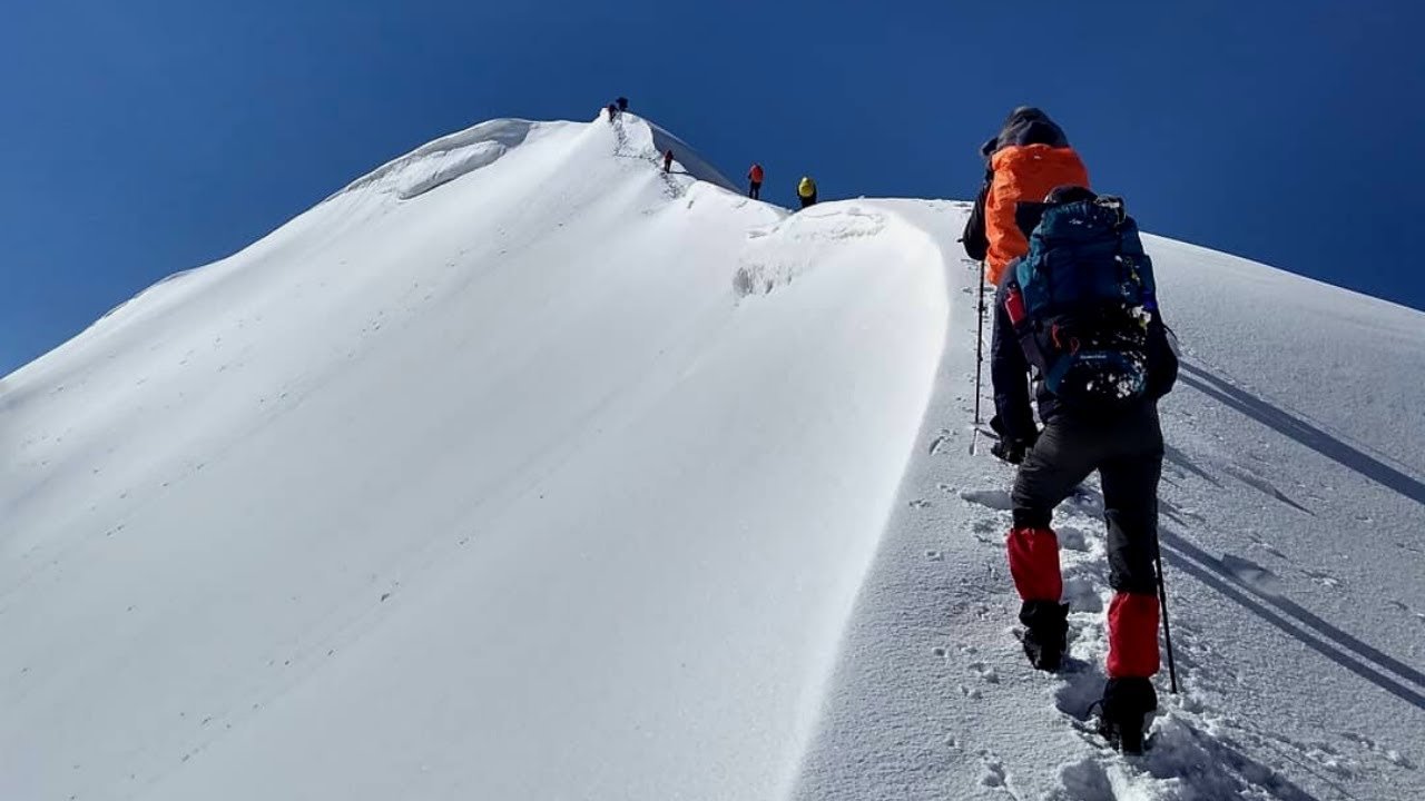 Bali Pass Trek